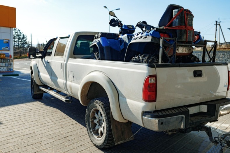 Commercial Truck Towing